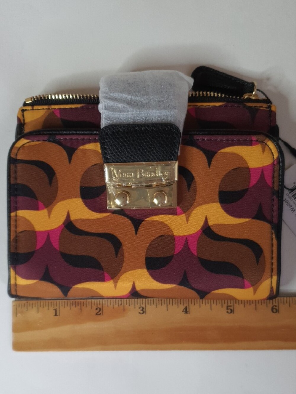 Vera Bradley Pushlock Wallet + Free Gift - Picture 8 of 8